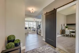 5204 Porchlight Bay, Woodbury, MN 55129 - Photo 41