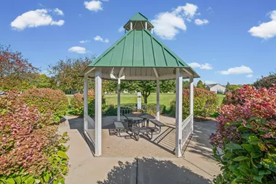 941 Newport Avenue, Shakopee, MN 55379 - Photo 37