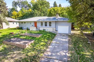 904 N Rosemary Ave, Fergus Falls, MN 56537 - Photo 1