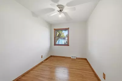 2223 Maryland Avenue E, Saint Paul, MN 55119 - Photo 15