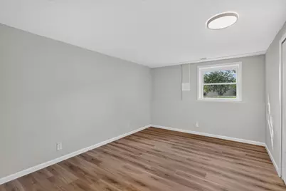 10605 Union Terrace Way N, Plymouth, MN 55441 - Photo 17