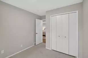 10605 Union Terrace Way N, Plymouth, MN 55441 - Photo 11