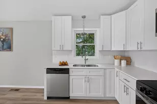 10605 Union Terrace Way N, Plymouth, MN 55441 - Photo 5