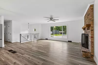 20375 Hughes Avenue W, Lakeville, MN 55044 - Photo 3