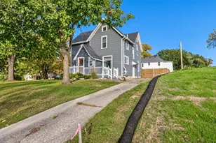 703 S Oak Ave, Owatonna, MN 55060 - Photo 1
