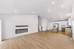 1905 Dogwood Ct, Carver, MN 55315 - Photo 5