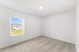 1905 Dogwood Ct, Carver, MN 55315 - Photo 13