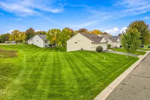 10801 Thone Rd, Woodbury, MN 55129 - Photo 59