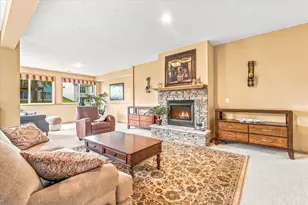 10801 Thone Rd, Woodbury, MN 55129 - Photo 39