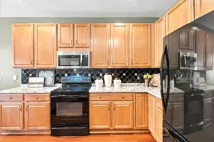 10801 Thone Rd, Woodbury, MN 55129 - Photo 15