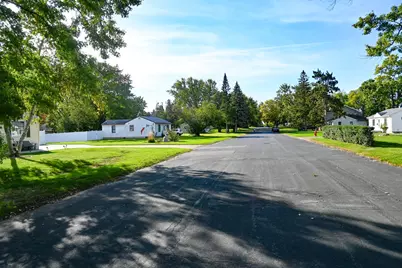 9211 Columbus Avenue S, Bloomington, MN 55420 - Photo 17