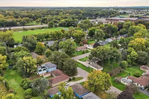 1677 Rose Pl, Roseville, MN 55113 - Photo 25