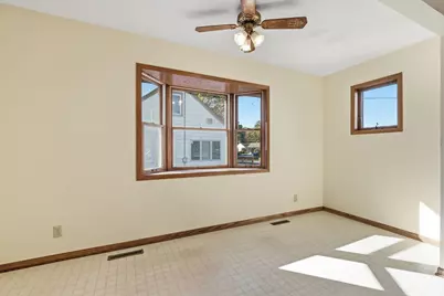 9917 Pleasant Avenue S, Bloomington, MN 55420 - Photo 11