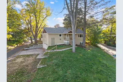 1158 Summit Avenue, Mahtomedi, MN 55115 - Photo 1