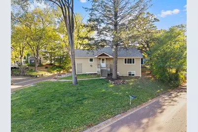 1158 Summit Avenue, Mahtomedi, MN 55115 - Photo 3