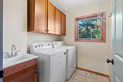 1158 Summit Avenue, Mahtomedi, MN 55115 - Photo 17