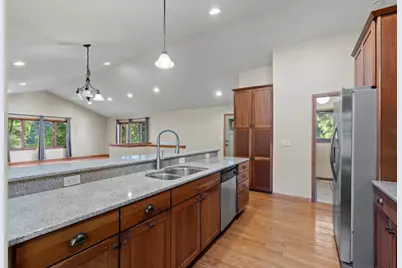 1158 Summit Avenue, Mahtomedi, MN 55115 - Photo 15