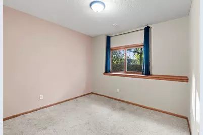 1158 Summit Avenue, Mahtomedi, MN 55115 - Photo 33