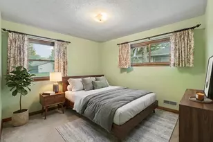 2267 Mohawk Road E, North Saint Paul, MN 55109 - Photo 17