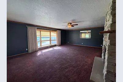 541 Southport Drive, Fairmont, MN 56031 - Photo 9