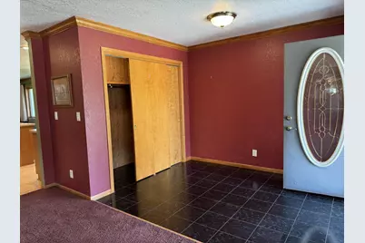 541 Southport Drive, Fairmont, MN 56031 - Photo 7