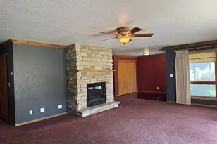 541 Southport Dr, Fairmont, MN 56031 - Photo 11
