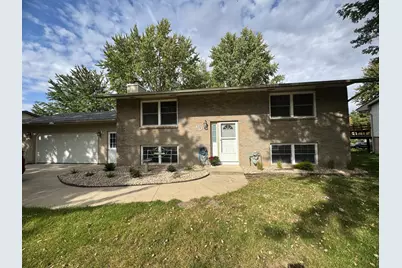 60 18th Place NE, Owatonna, MN 55060 - Photo 1