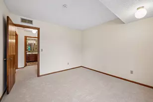 3650 Gettysburg Ave S, Saint Louis Park, MN 55426 - Photo 35