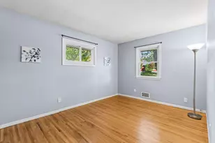 1913 Independence Ave N, Golden Valley, MN 55427 - Photo 13