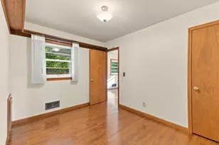 443 Eldridge Ave W, Roseville, MN 55113 - Photo 19