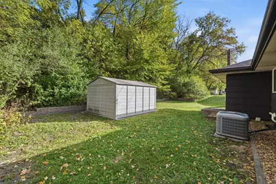 443 Eldridge Avenue W, Roseville, MN 55113 - Photo 35