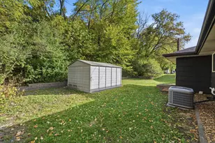 443 Eldridge Ave W, Roseville, MN 55113 - Photo 35