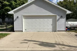 301 1st St SE, Hayfield, MN 55940 - Photo 33