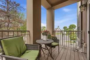 2201 Village Ln, Bloomington, MN 55431 - Photo 25