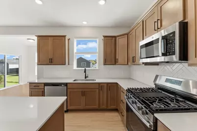 6396 Jarvis Avenue, Cottage Grove, MN 55016 - Photo 3