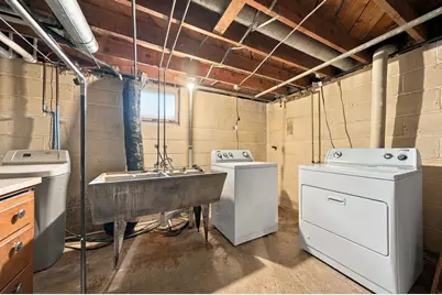 6131 Lee Avenue N, Brooklyn Center, MN 55429 - Photo 39