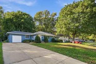 6131 Lee Ave N, Brooklyn Center, MN 55429 - Photo 41