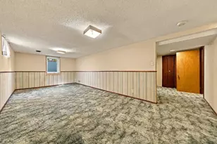 6131 Lee Ave N, Brooklyn Center, MN 55429 - Photo 31