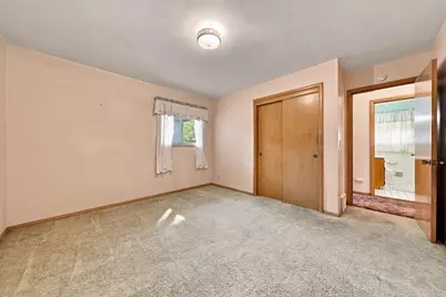 6131 Lee Avenue N, Brooklyn Center, MN 55429 - Photo 11