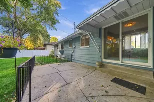 6131 Lee Ave N, Brooklyn Center, MN 55429 - Photo 49