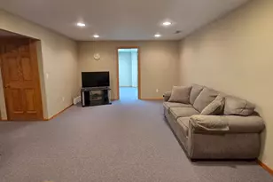 237 Crescent Dr, Breckenridge, MN 56520 - Photo 13