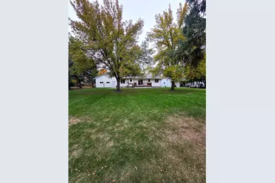 237 Crescent Drive, Breckenridge, MN 56520 - Photo 17