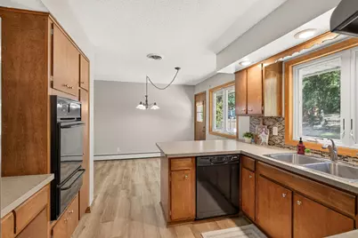 11213 River Hills Drive, Burnsville, MN 55337 - Photo 7