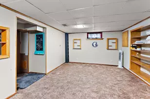 1340 3rd St E, Saint Paul, MN 55106 - Photo 19