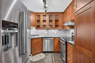 300 Shelard Pkwy, Saint Louis Park, MN 55426 - Photo 9