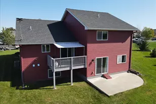1125 Wyoming St, Roberts, WI 54023 - Photo 5