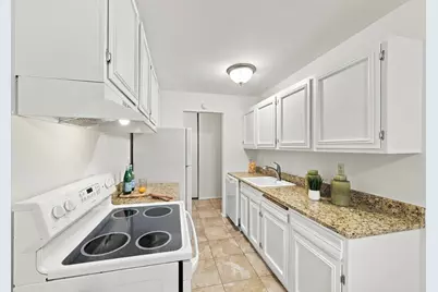 4548 Cedar Lake Road S #6, Saint Louis Park, MN 55416 - Photo 3