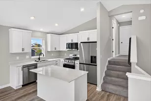 37546 Greenway Ave, North Branch, MN 55056 - Photo 9