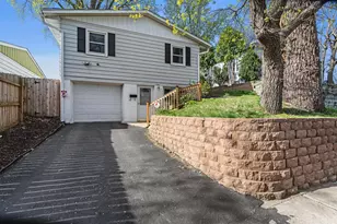 1326 Reaney Ave, Saint Paul, MN 55106 - Photo 3