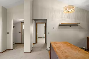 1267 Scheffer Ave, Saint Paul, MN 55116 - Photo 3